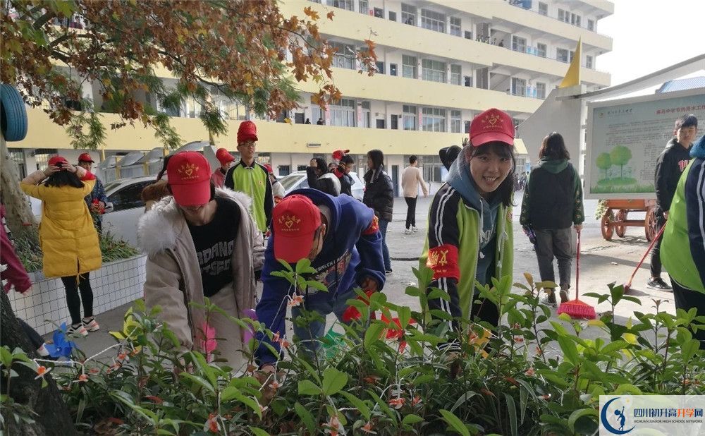 養(yǎng)馬中學的高中住宿好不好？