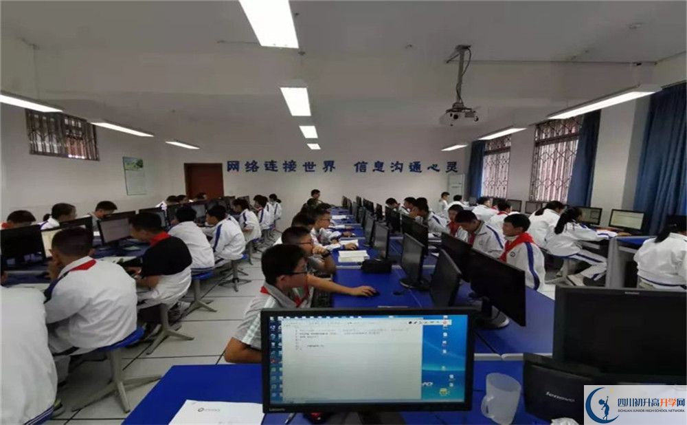 電子科技大學實驗中學位置在哪里？